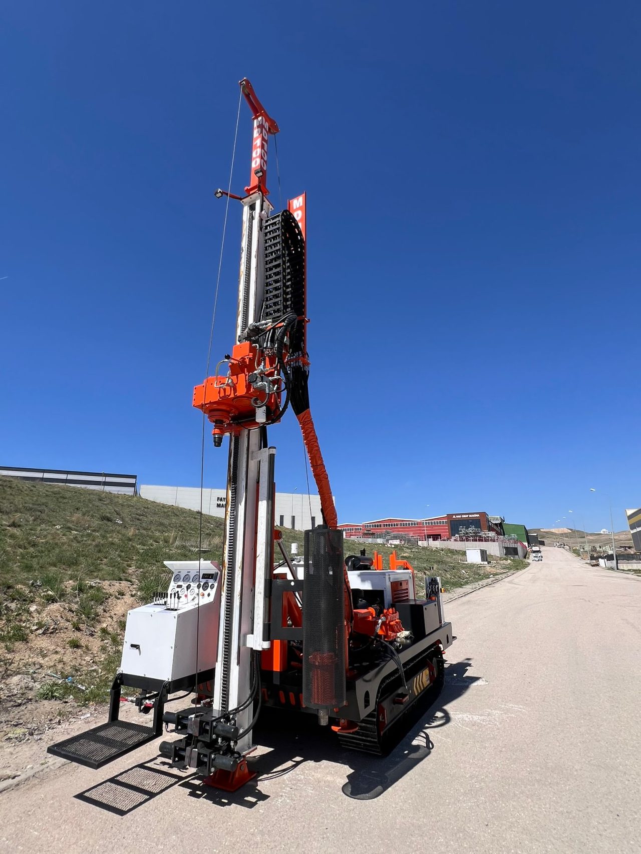 MD100 Hidrolik Sondaj Makinesi - 12